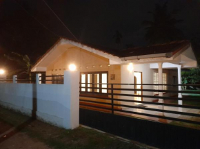 Gloria Cottage Non AC